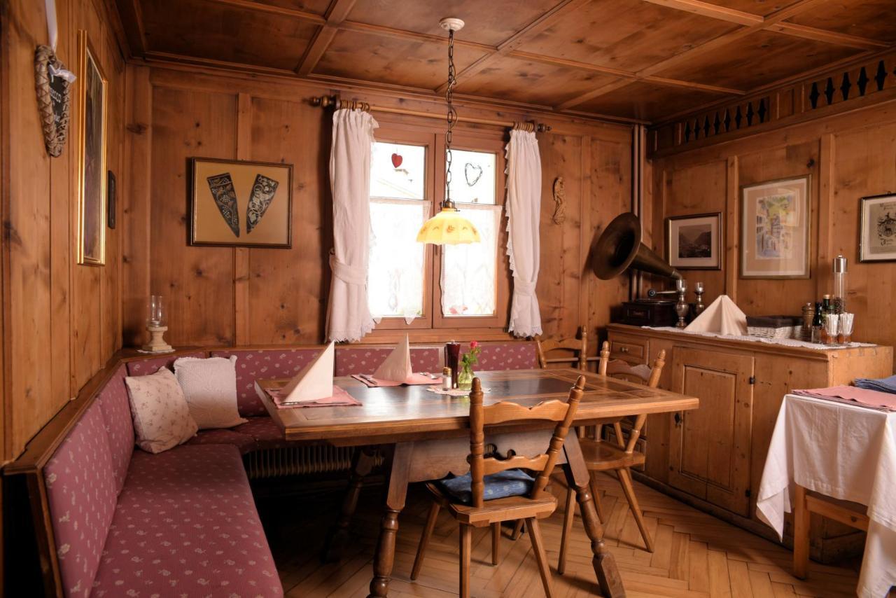 Gasthaus Kreuz Schruns Dış mekan fotoğraf